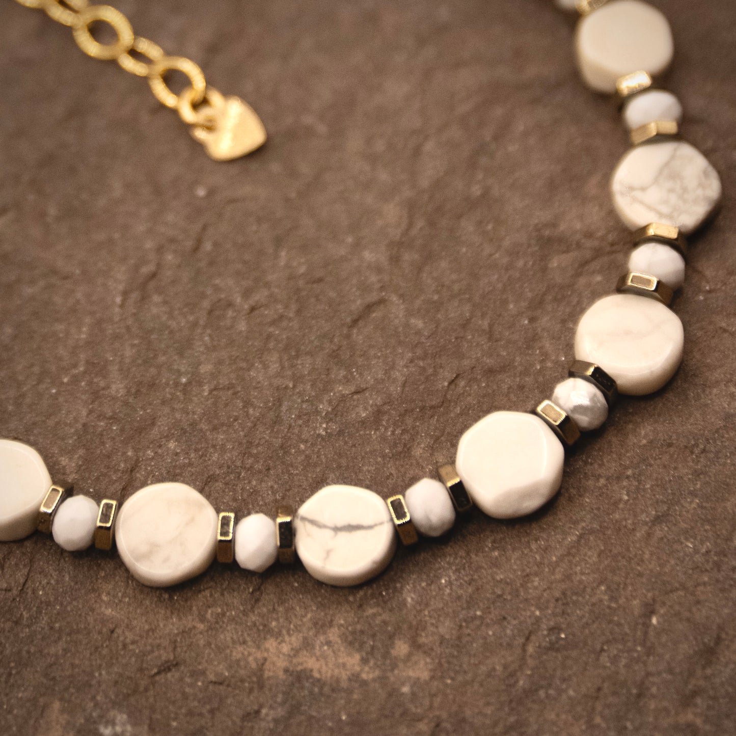Pulsera Paciencia y Calma (Howlita)
