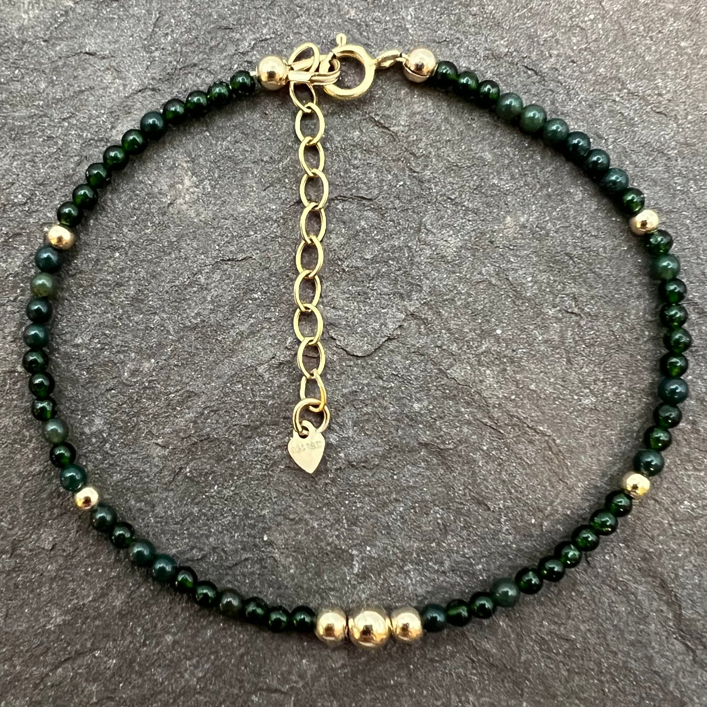 Pulsera Getting it done (arenisca verde)