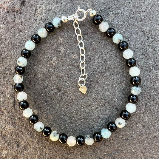 Pulsera equilibrada y alineada (ágata negra y jaspe kiwi)