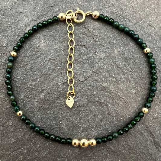 Pulsera Getting it done (arenisca verde)