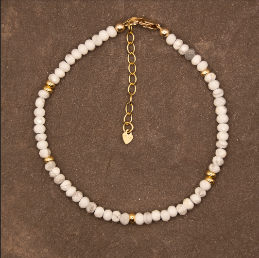 Luminous Howlite Bracelet